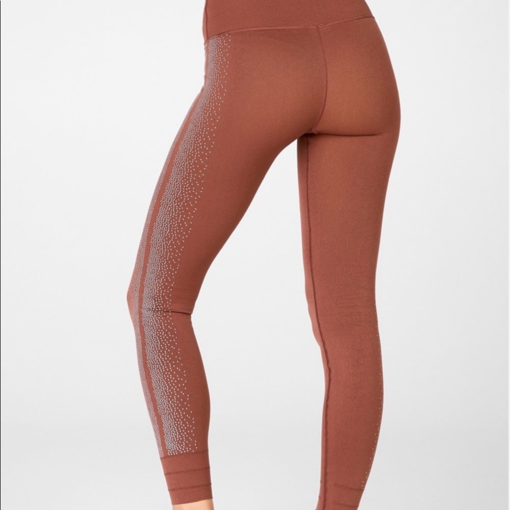 Fabletics Large 2 Piece Set Like New - image 5